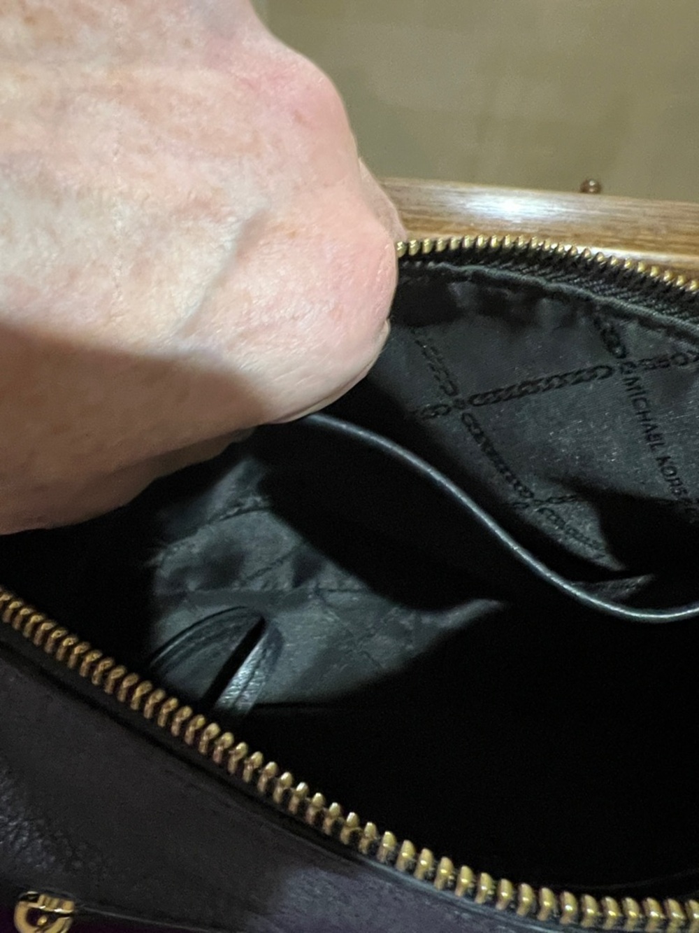 Michael Kors Black Pebbled Leather Chain-Trim Crossbody NWOT  H09 - Picture 8 of 10